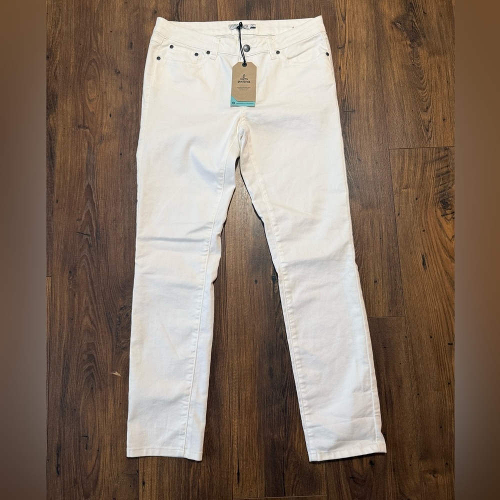 prAna Women's Kayla Jeans Short Inseam White Size 8/29 NWT